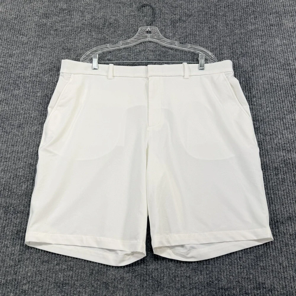 Nike Golf Shorts Mens 40 White Dri-FIT Chino Microfiber Stretch Performance